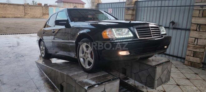 Mercedes C 230 1998, 258,500 km - 2.3 л - Astara