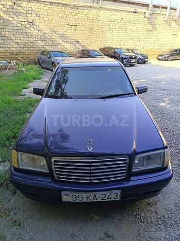 Mercedes C 220 2000, 376,000 km - 2.2 l - Bakı