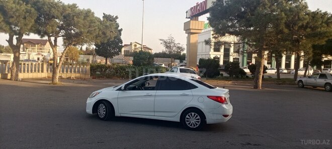 Hyundai Accent 2017, 152,000 km - 1.6 л - Bakı