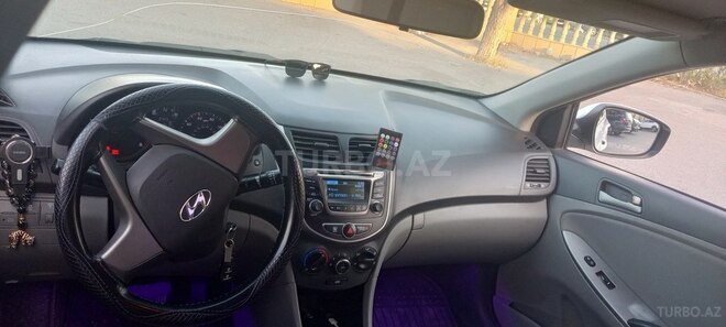Hyundai Accent 2017, 152,000 km - 1.6 л - Bakı
