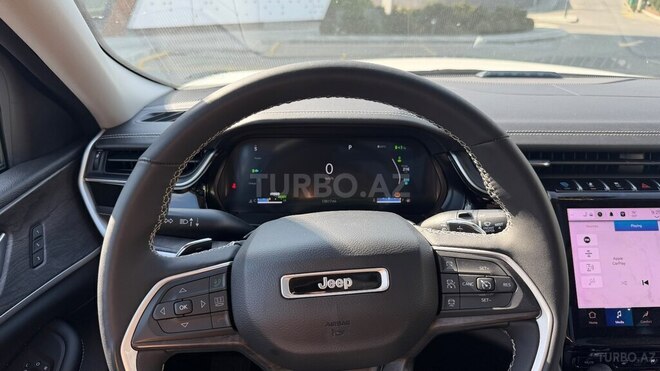 Jeep Grand Cherokee 2022, 32,000 km - 2.0 l - Bakı