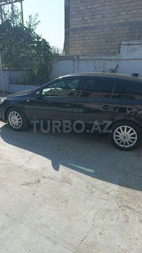Opel Astra 2008, 200,000 km - 1.8 l - Ucar