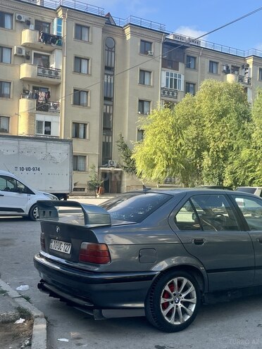 BMW 318 1993, 123,456 km - 1.8 l - Bakı
