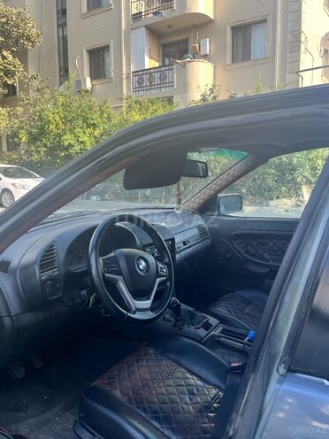 BMW 318 1993, 123,456 km - 1.8 l - Bakı