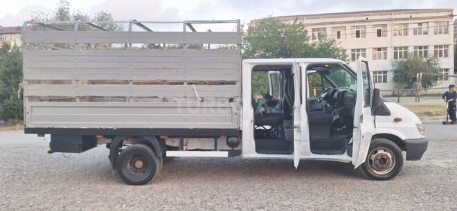 Ford Transit 2000, 845,000 km - 2.4 l - Sumqayıt
