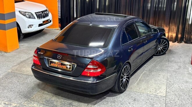 Mercedes E 240 2002, 265,100 km - 2.6 l - Sumqayıt