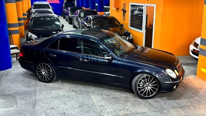 Mercedes E 240 2002, 265,100 km - 2.6 l - Sumqayıt