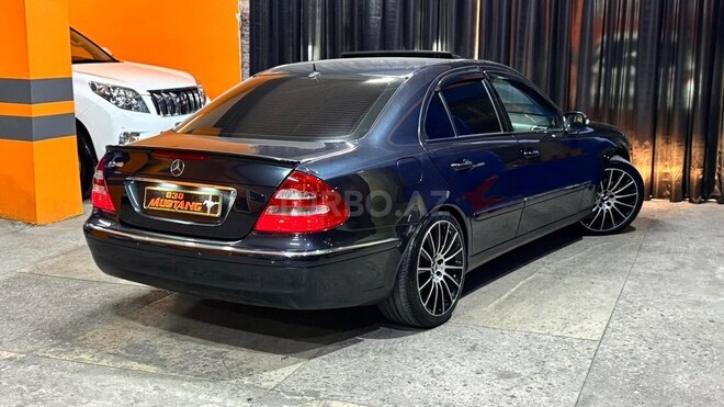 Mercedes E 240 2002, 265,100 km - 2.6 l - Sumqayıt