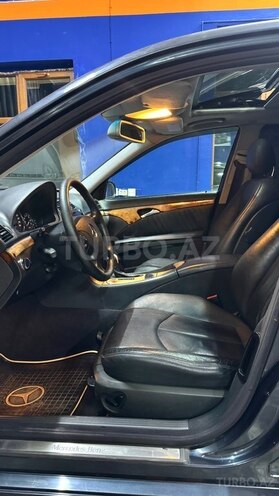 Mercedes E 240 2002, 265,100 km - 2.6 l - Sumqayıt