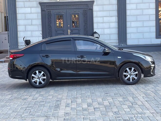 Kia Rio 2018, 194,000 km - 1.6 l - Sumqayıt