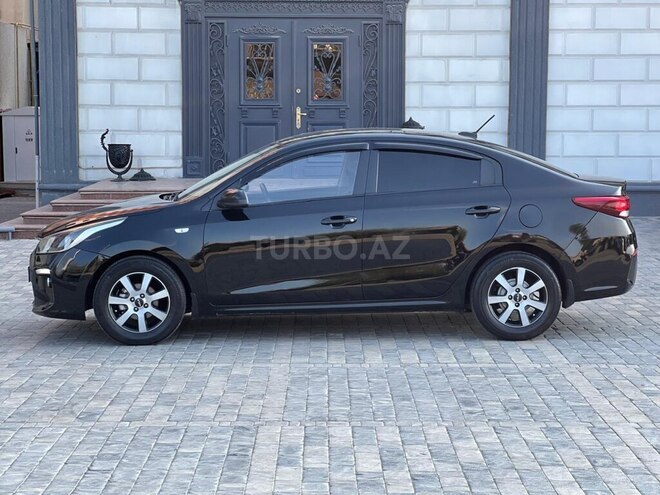 Kia Rio 2018, 194,000 km - 1.6 l - Sumqayıt