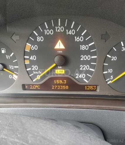 Mercedes E 240 1999, 273,358 km - 2.4 л - Naxçıvan