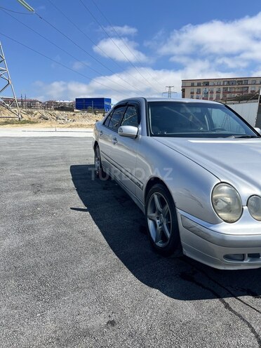 Mercedes E 200 1999, 447,000 km - 2.0 l - Bakı