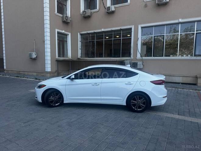 Hyundai Elantra 2017, 130,516 km - 2.0 л - Bakı