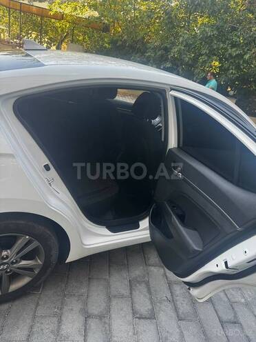 Hyundai Elantra 2017, 130,516 km - 2.0 л - Bakı