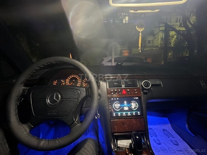 Mercedes E 320 1995, 378,000 km - 3.2 l - Bakı
