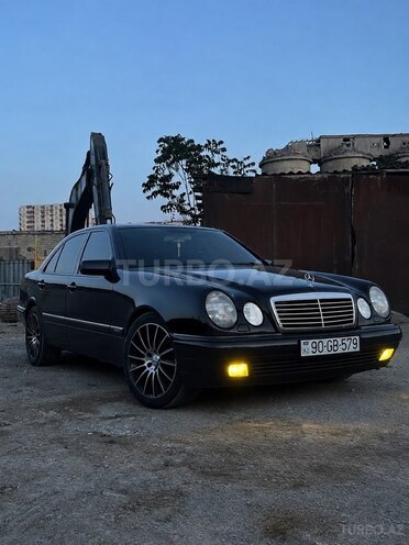 Mercedes E 320 1995, 378,000 km - 3.2 l - Bakı