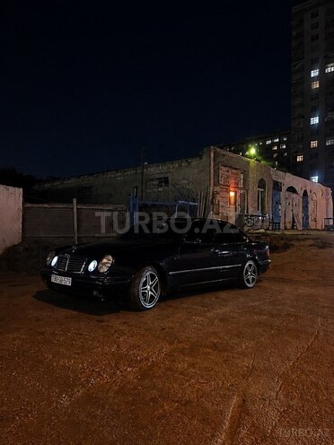 Mercedes E 320 1995, 378,000 km - 3.2 l - Bakı