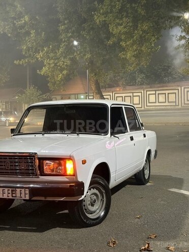 LADA (VAZ) 2107 2009, 80,000 km - 1.6 l - İsmayıllı