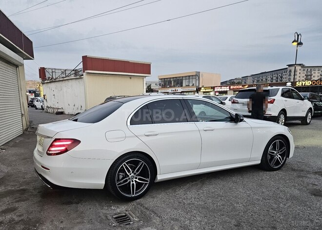 Mercedes E 220 d 2016, 240,000 km - 2.0 л - Bakı