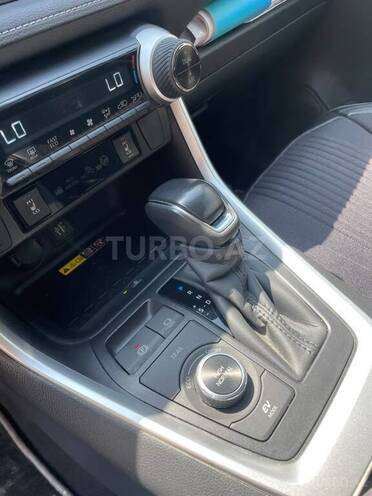 Toyota RAV4 2023, 29,500 km - 2.5 л - Bakı