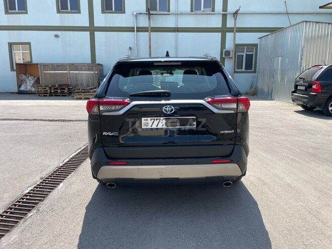 Toyota RAV4 2023, 29,500 km - 2.5 л - Bakı