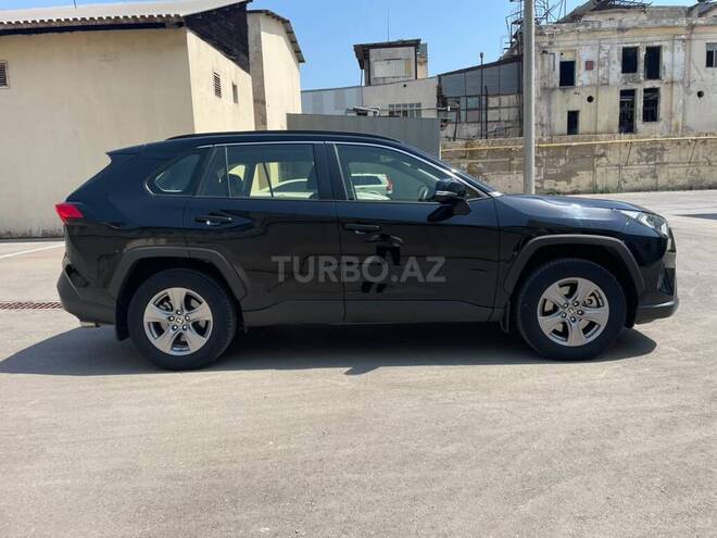 Toyota RAV4 2023, 29,500 km - 2.5 л - Bakı
