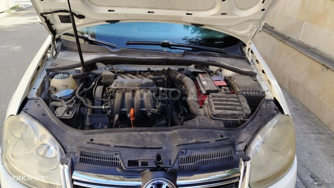 Volkswagen Jetta 2008, 256,000 km - 1.6 l - Bərdə