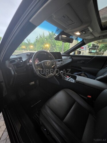 Lexus ES 300h 2024, 39,800 km - 2.5 l - Bakı