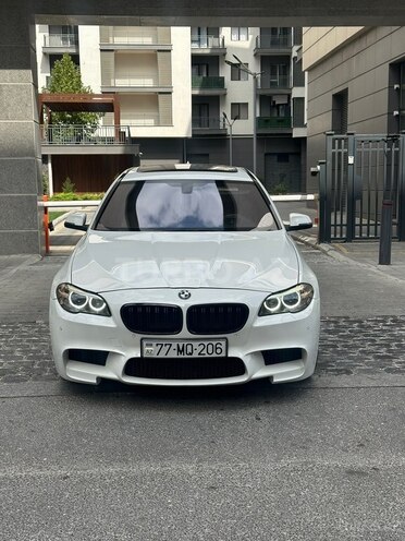 BMW 528 2015, 275,000 km - 2.0 l - Bakı