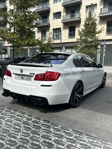 BMW 528 2015, 275,000 km - 2.0 l - Bakı