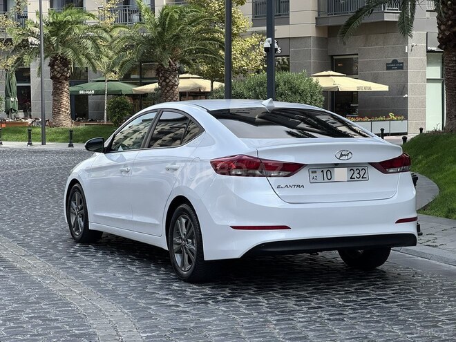 Hyundai Elantra 2017, 112,000 km - 2.0 л - Bakı