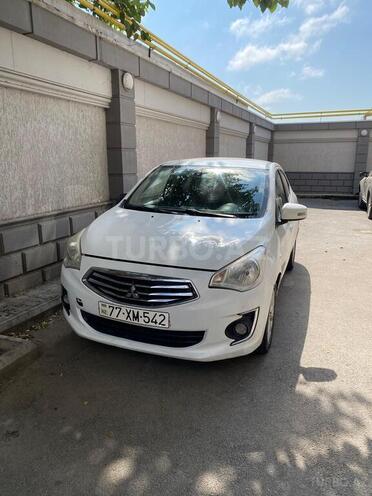 Mitsubishi Attrage 2016, 300,000 km - 1.2 л - Bakı