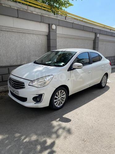Mitsubishi Attrage 2016, 300,000 km - 1.2 л - Bakı