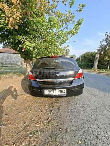 Opel Astra 2006, 196,099 km - 1.6 l - Qax