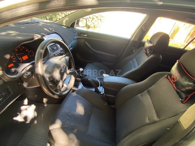 Toyota Avensis 2008, 251,000 km - 2.0 л - Salyan