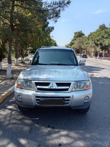 Mitsubishi Pajero 2006, 320,000 km - 3.8 л - Xırdalan