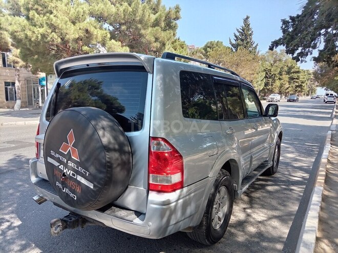 Mitsubishi Pajero 2006, 320,000 km - 3.8 л - Xırdalan