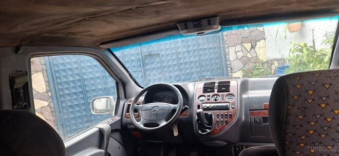 Mercedes  2000, 430,000 km - 2.1 l - Bakı