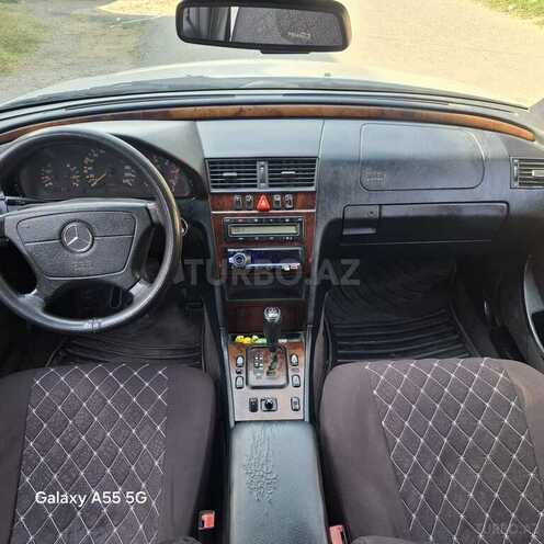 Mercedes C 200 2000, 304,881 km - 2.2 л - Bakı