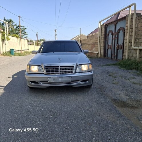Mercedes C 200 2000, 304,881 km - 2.2 л - Bakı