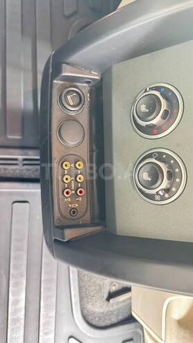Land Rover Range Rover 2008, 328,000 km - 4.2 л - Tovuz