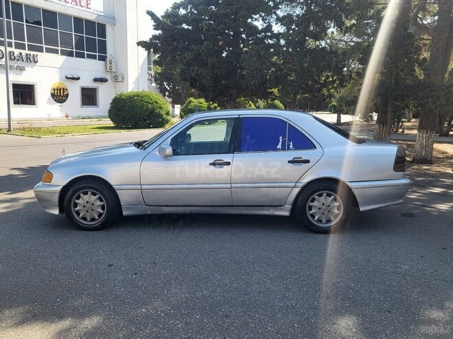 Mercedes C 180 1995, 379,000 km - 1.8 l - Sumqayıt