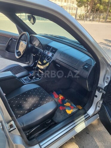 Mercedes C 180 1995, 379,000 km - 1.8 l - Sumqayıt