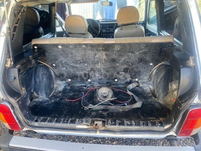 LADA (VAZ) Niva 2002, 222,000 km - 1.7 l - Saatlı