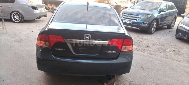 Honda Civic 2010, 300,000 km - 1.3 l - Bakı