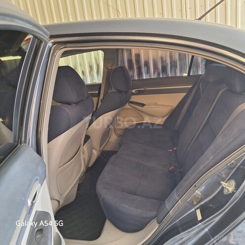 Honda Civic 2010, 300,000 km - 1.3 l - Bakı