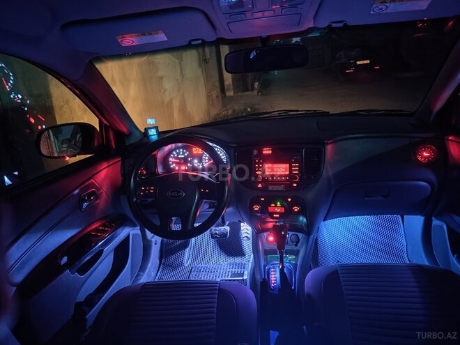 Kia Rio 2010, 350,000 km - 1.5 l - Bakı