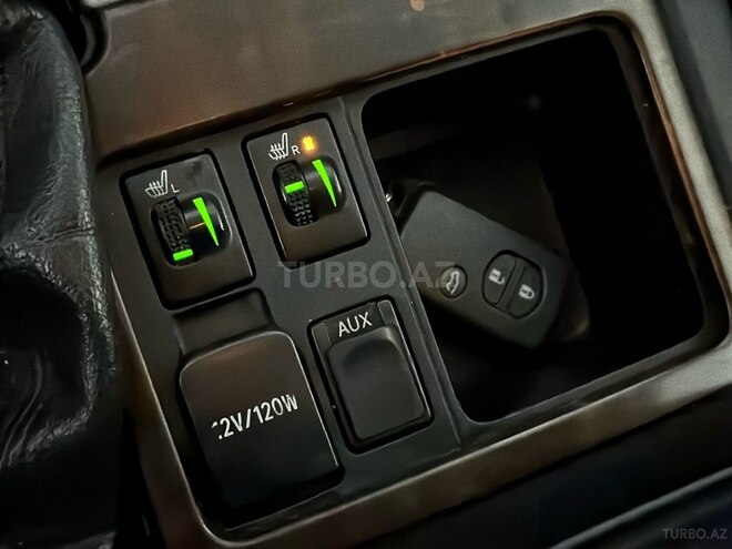 Toyota Land Cruiser Prado 2011, 208,000 km - 4.0 л - Bakı