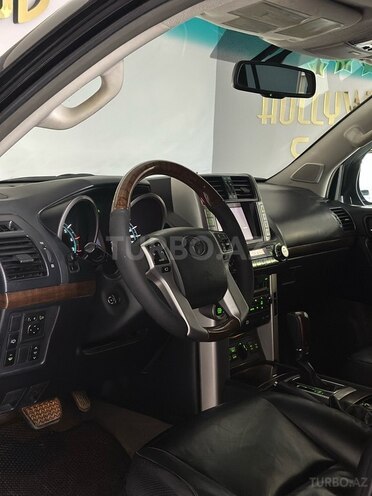Toyota Land Cruiser Prado 2011, 208,000 km - 4.0 л - Bakı